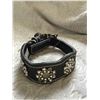 Image 1 : BLACK /FLOWER CONCHO/ LEATHER/DOG COLLAR/SIZE SMALL 12"