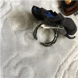 LEATHER ROSE BUD RINGS/4X/BLUE,PINK, BRONZE,PURPLE /ADJUSTABLE