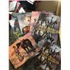 Image 1 : 8 ASSORTED HIGH QUALITY WESTERN MOTIF GIFT BAGS/ LARGE, MEDIUM SIZES