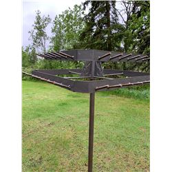 BRONZE HEAVY SOLID METAL BELT DISPLAY RECK/2 TIERS, POLE, STAND/ CAN HOLD A METAL SIGN IN CENTER-QUA