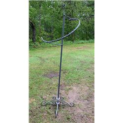 GREY METAL SPIRAL CLOTHING RACK