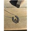 Image 1 : SILVER HORSESHOE/DOUBLE PISTOL NECKLACE/EARRING SET