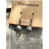 Image 2 : BROWN LEATHER ROPE NECKLACE/ANTIQUE BALL EARRINGS