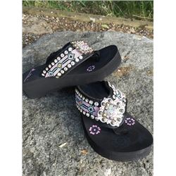 MONTANA WEST PINK BEADED FLIP FLOPS/SIZE 7