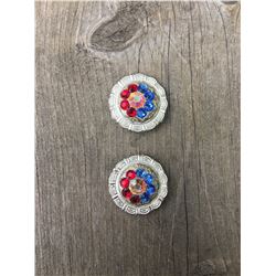 2 RED/ BLUE/IRREDESCENT SWAROVSKI CRYSTALS/SMALL  1" ANTIQUE SILVER ROUND CONCHO**COMES WITH CHICAGO