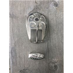 1 SILVER BUCKLE/ HOLDS A CONCHO/ 2 1/2"X2" FITS 3/4" STRAP