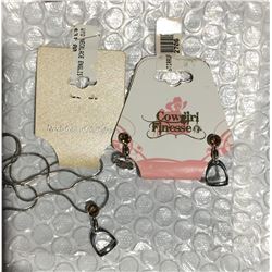 AMBER STONE ENGLISH STIRRUP NECKLACE/AMBER STONE ENGLISH STIRRUP EARRINGS/NICKEL FREE