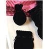 Image 2 : 30 BLACK VELVET JEWELERY TIE STRING  BAGS 4"X3"