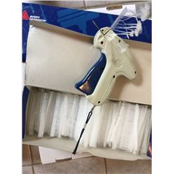 PRICE GUN COMES WITH TWO BOXES OF PLASTIC HOLDERS