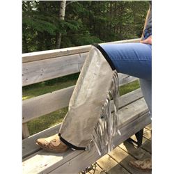 BARREL RACING SHIN GUARDS/SILVER WITH FRINGE