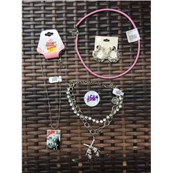 DISCOUNT JEWELER LOT OF 4/PINK ROPE NECKLACE, COWGIRL DOMINO NECKLACE, SILVER EARRINGS, DOUBLE PISTO