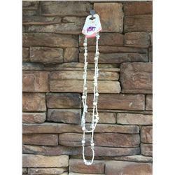 WHITE BEADED STONE LAYERING NECKLACE