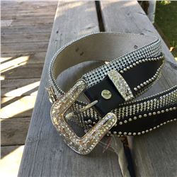 WIDE BLING BLACK LEATHER BELT/CLEAR BLING SQUARE CONCHOS/SIZE SMALL
