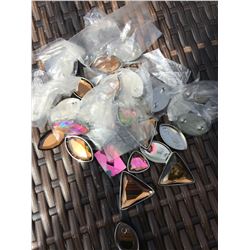 GEM AND STUFF/MIXED BAG