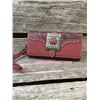 Image 1 : DEEP RED WESTERN BUCKLE TRIFOLD WALLET