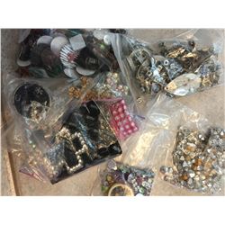 LOT OF CRAFTERS JEWELRY DISCOUNT