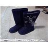 Image 2 : Black Bedazzled Boots - Size 5 1/2