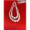 Image 2 : Antique Milk glass bead necklace 1920's - 30's