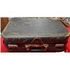 Image 2 : Vintage Leather Suitcase