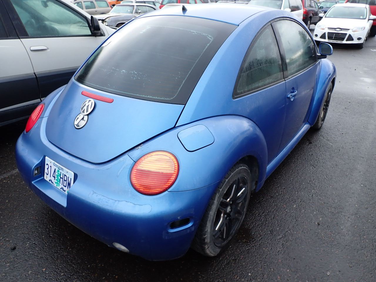 1998 Volkswagen New Beetle - Speeds Auto Auctions