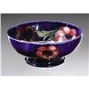 Image 1 : An English Moorcroft Pottery Bowl An English Pottery Bowl