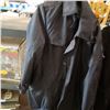 Image 3 : 2 OVER COATS