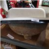 Image 3 : ENAMELLED CAST IRON SINK