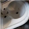 Image 2 : ENAMELLED CAST IRON SINK