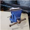Image 2 : BLUE BENCH VICE