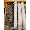Image 2 : 105 NEW 200ML GLASS BOTTLES W/ LIDS