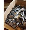 Image 3 : BOX OF HAND FORGED PIECES