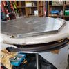 Image 2 : 3 TABLE TOPS