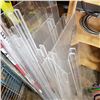 Image 2 : LOT OF PLEXI GLASS SHELVES