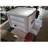 Image 3 : RUBBER MAID CLOSET ORGANIZER AND 3 DRAWER ORGANIZER