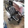 Image 2 : GRACO FOLDING STROLLER