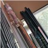 Image 1 : BUNDLE OF VARIOUS PICTURE MOULDING