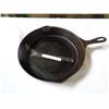 Image 2 : 2 CAST IRON PANS