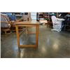 Image 2 : PINE TABLE