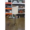 Image 1 : VINTAGE METAL FLOOR LAMP