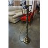 Image 2 : VINTAGE METAL FLOOR LAMP