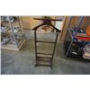 Image 2 : BUTLERS RACK