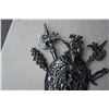 Image 2 : METAL COAT OF ARMS DECORATION