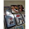 Image 2 : LOT OF WRESTLING AND STARWARS CARDS