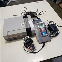 NES SYSTEM W/ ONE CONTROLLER AND 3 GAMES