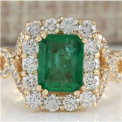 3.18 CTW Natural Emerald And Diamond Ring In 18K Yellow Gold