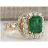 Image 2 : 3.18 CTW Natural Emerald And Diamond Ring In 18K Yellow Gold