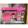 Image 1 : LOL Surprose! Fashion Show-On-The-Go Play Set