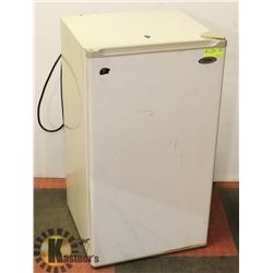 HAIER MINI FRIDGE