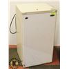 Image 1 : HAIER MINI FRIDGE