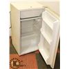 Image 2 : HAIER MINI FRIDGE